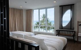 The Beach Bangsaen By Thanthita Next To Wonnapa Beach Free Disney Plus